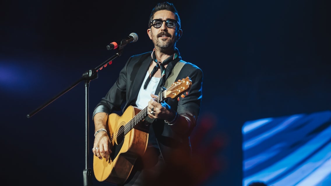 Изображение для Alex Ubago