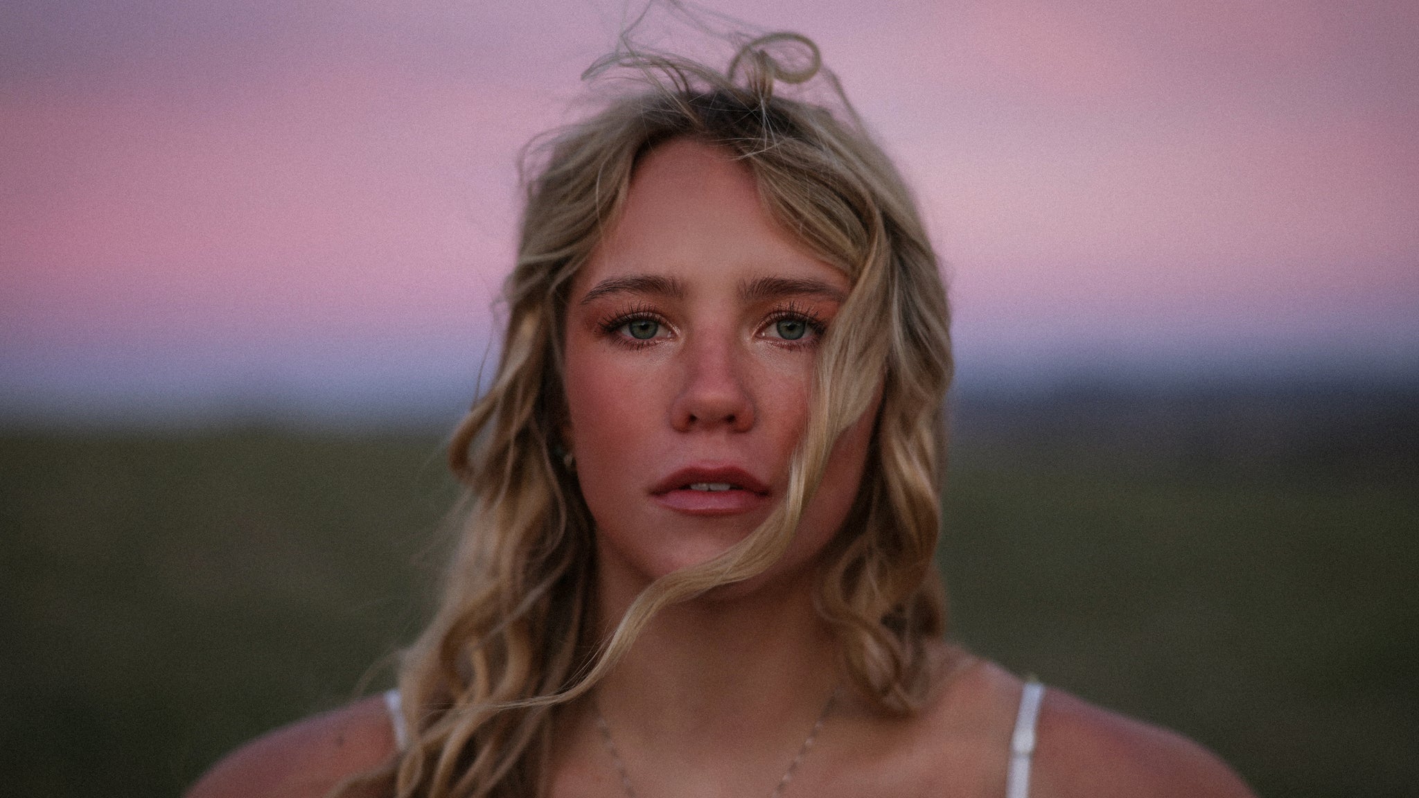 Picture for AVERY ANNA - LET GO LETTERS TOUR wsg Jenna Raine