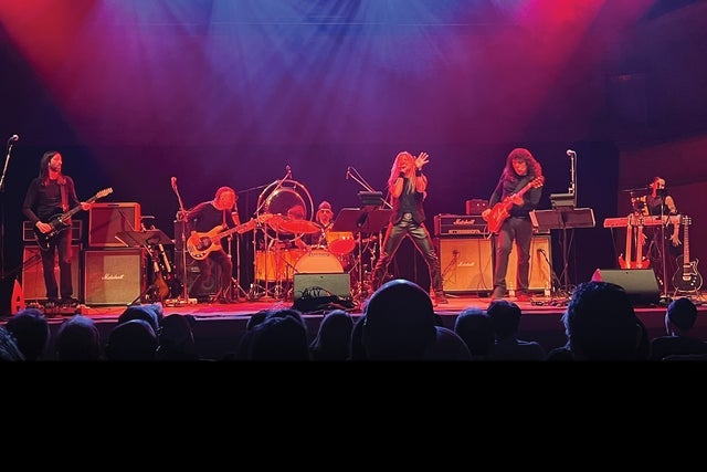 Picture for Classic Albums Live performs Pink Floyd Dark Side of the Moon