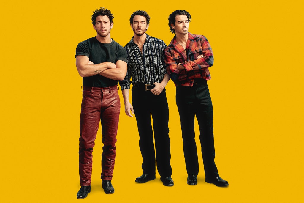 Picture for Jonas Brothers: FIVE ALBUMS. ONE NIGHT.