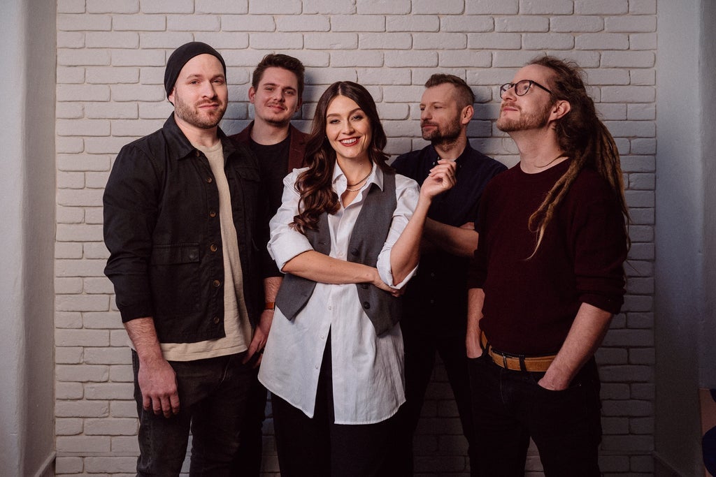 תמונה עבור Kateřina Marie Tichá and Bandjeez