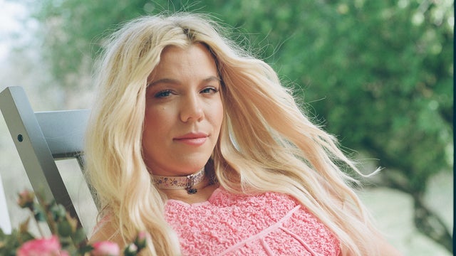 Picture for Kimberly Perry