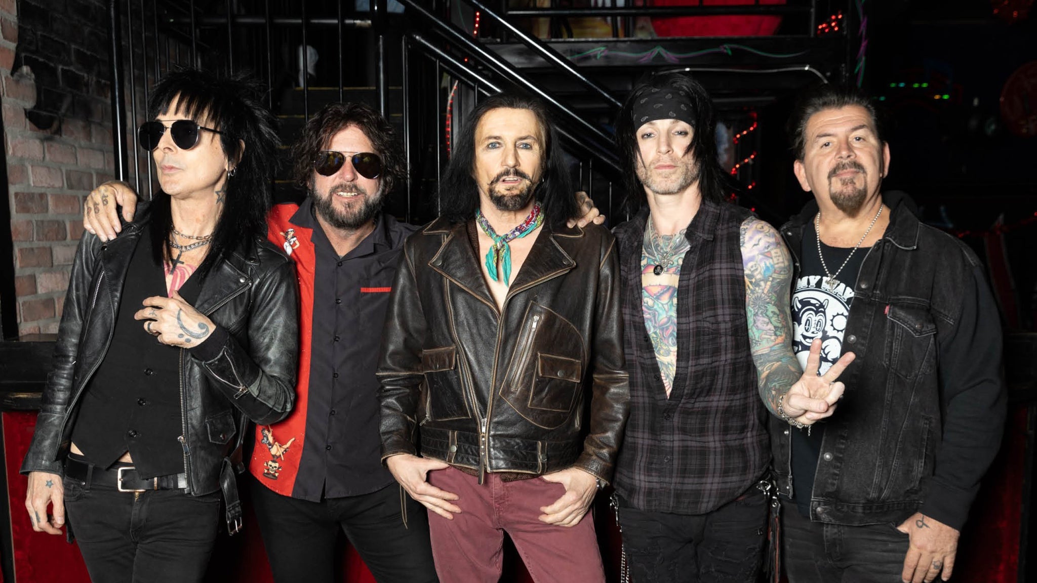 תמונה עבור L.A. Guns with special guests Counts' 77