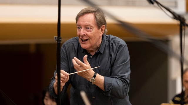 Изображение для Leia Zhu | Camerata Schweiz | Howard Griffiths
