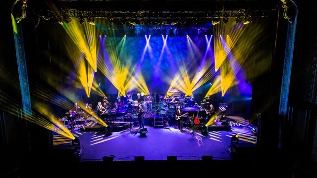 Picture for Mannheim Steamroller Christmas