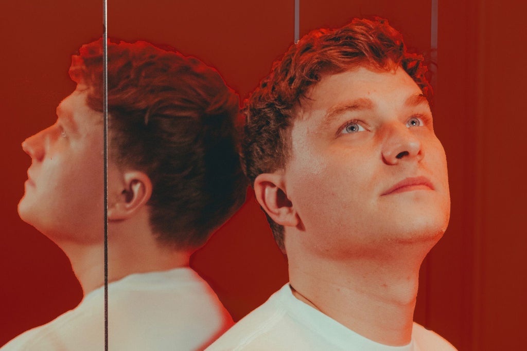 Picture for Nils Hoffmann Vic