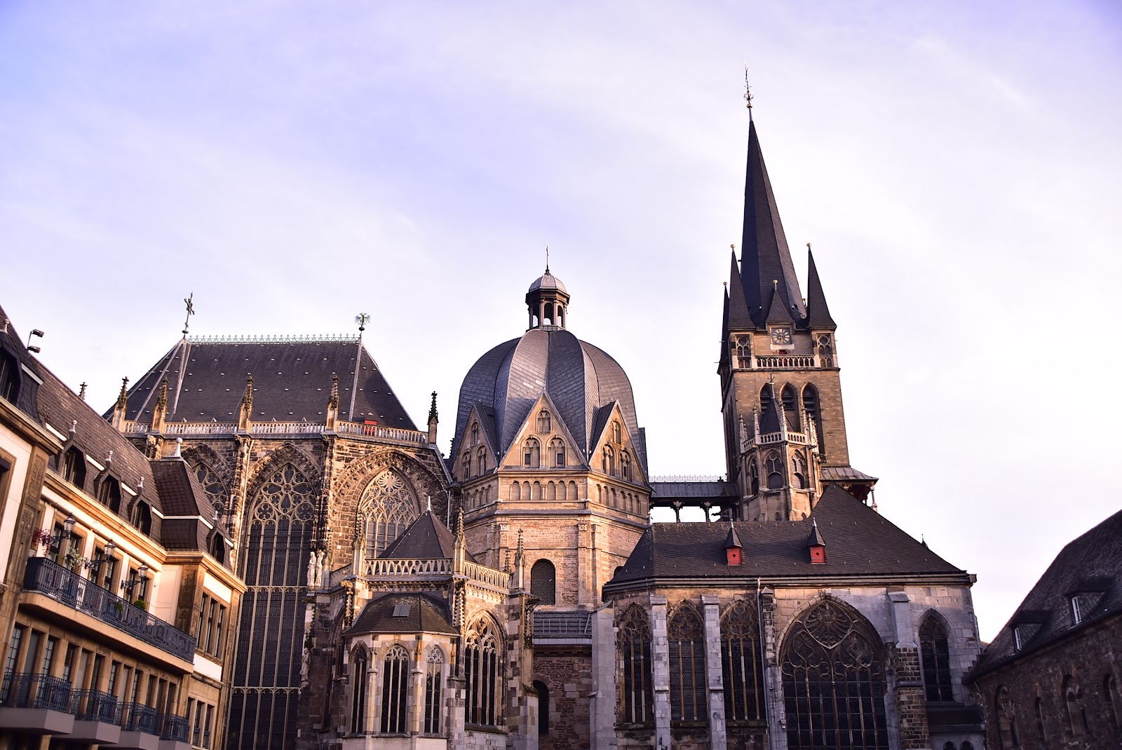 Aachen – העיר ההיסטורית והקתדרלה