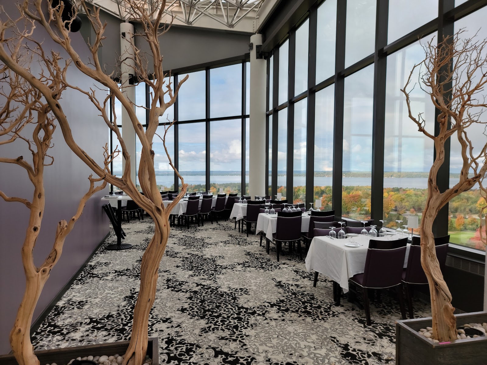 Picture for Aerie Restaurant & Lounge