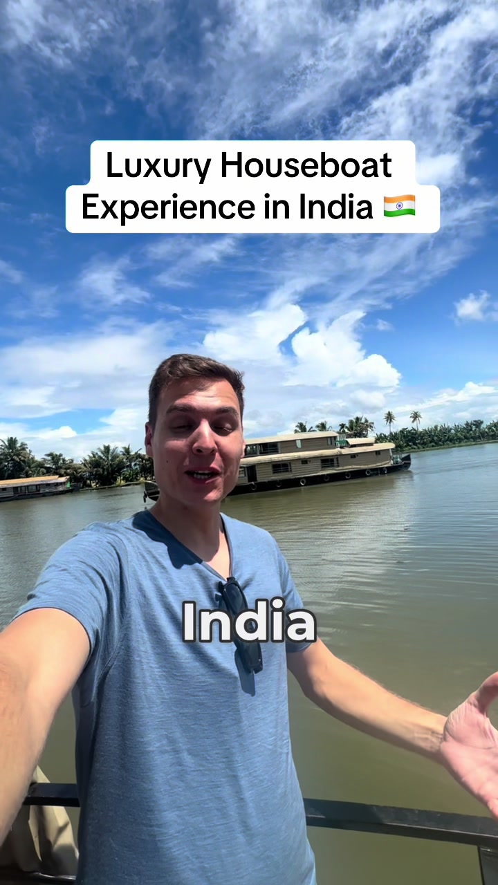 Alappuzha (Alleppey Backwaters)