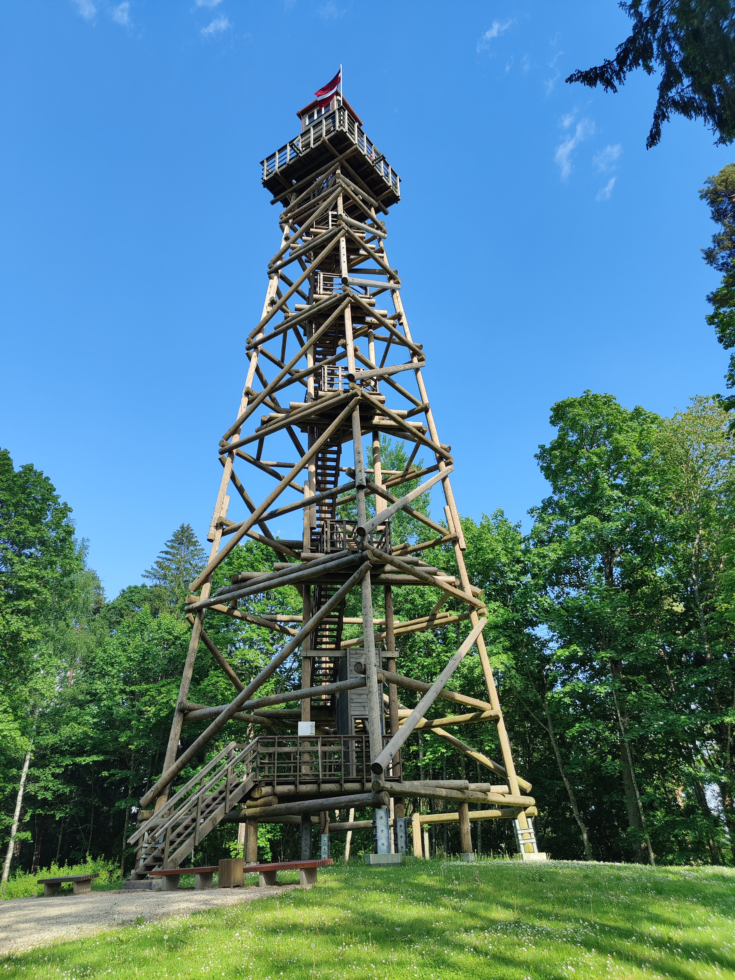 Алуксне — смотровая башня