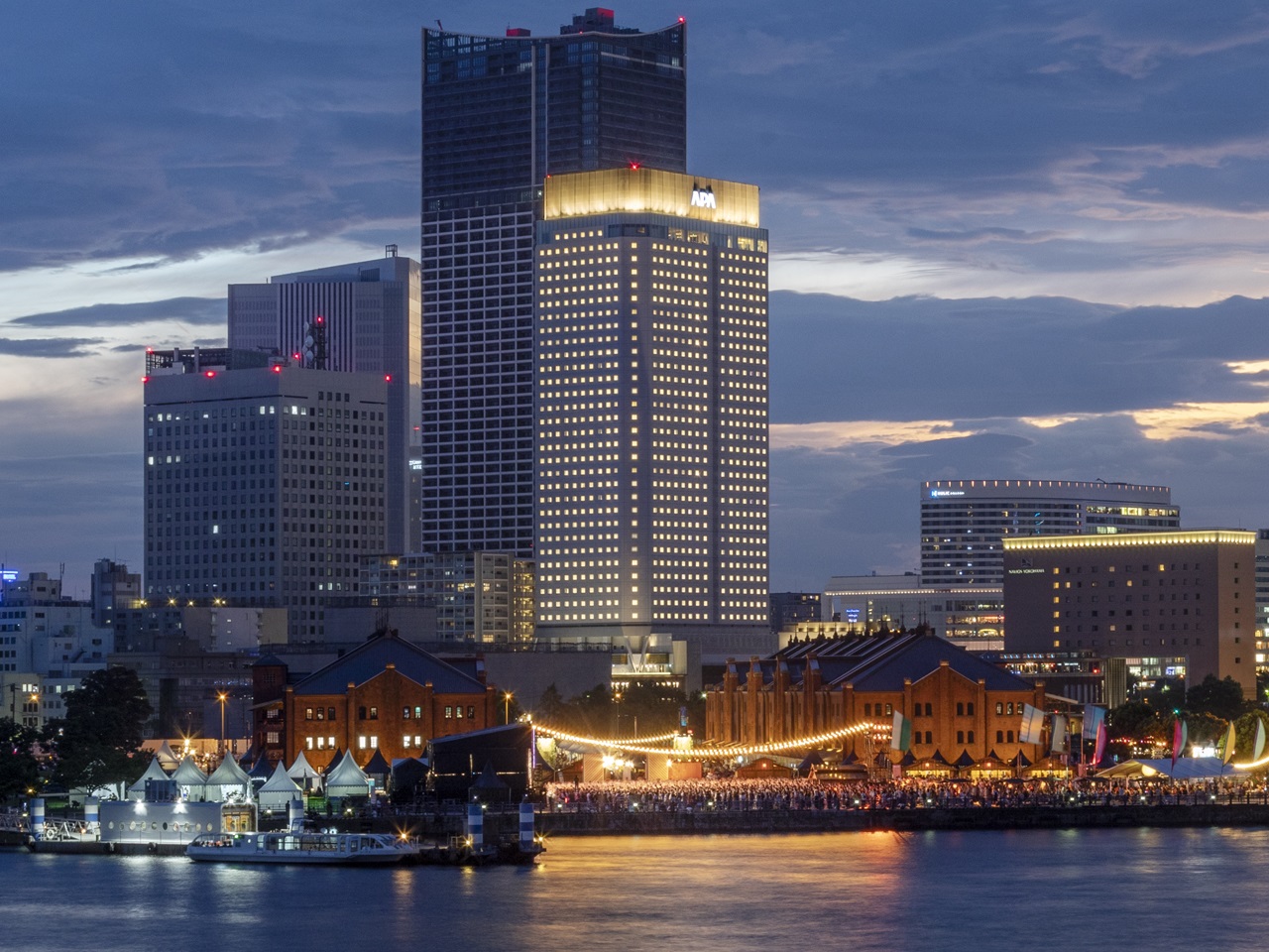 Picture for APA Hotel Yokohama Bay Tower