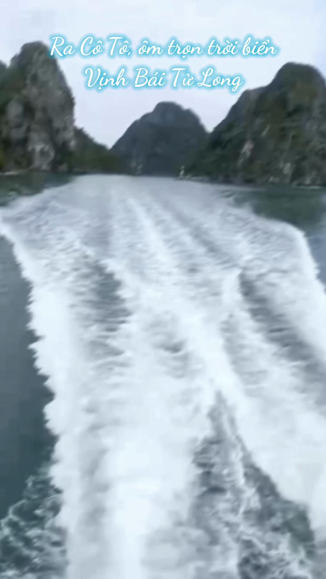 Bai Tu Long Bay