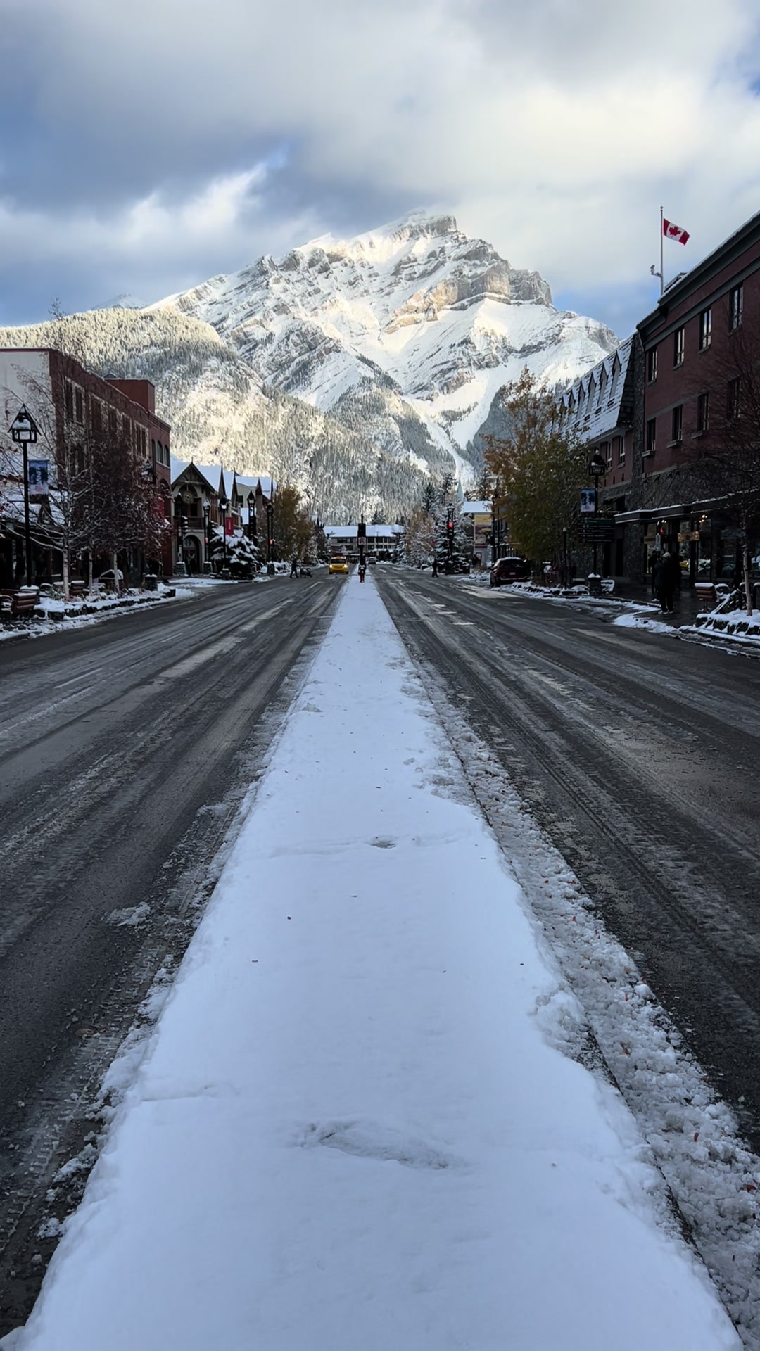 Banff Avenue & Central Park Area (Banff)