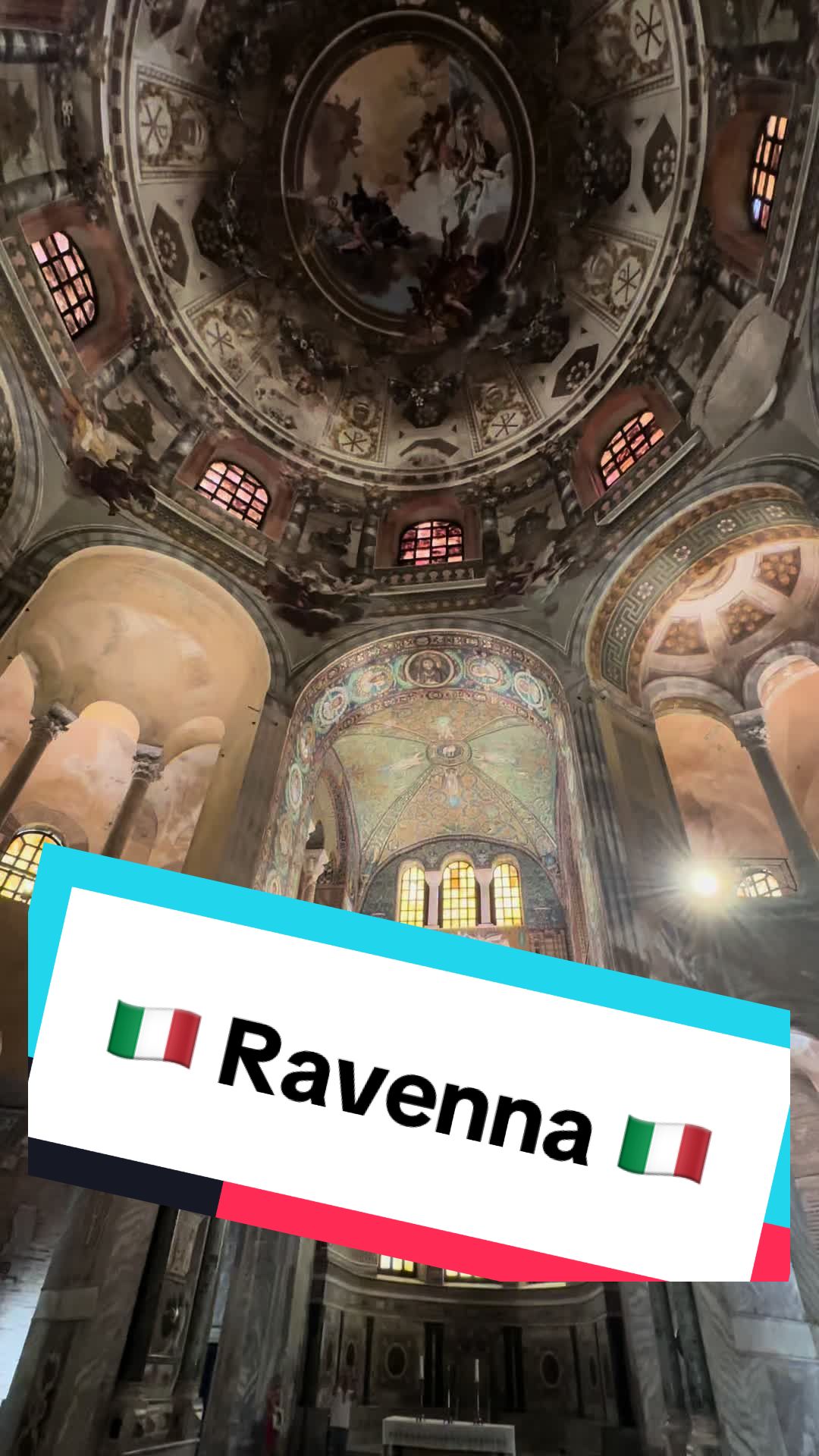 Базилика Сан-Витале и Равенна (Basilica di San Vitale) — по пути (Равенна)
