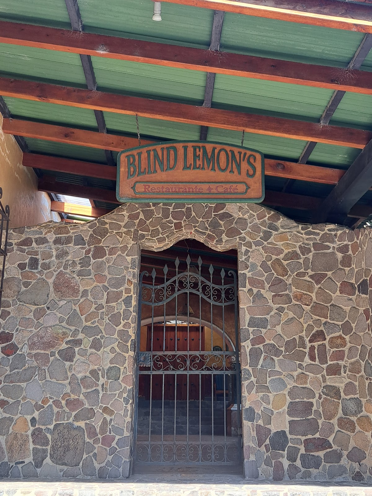 Picture for Blind Lemon’s Restaurant & Café