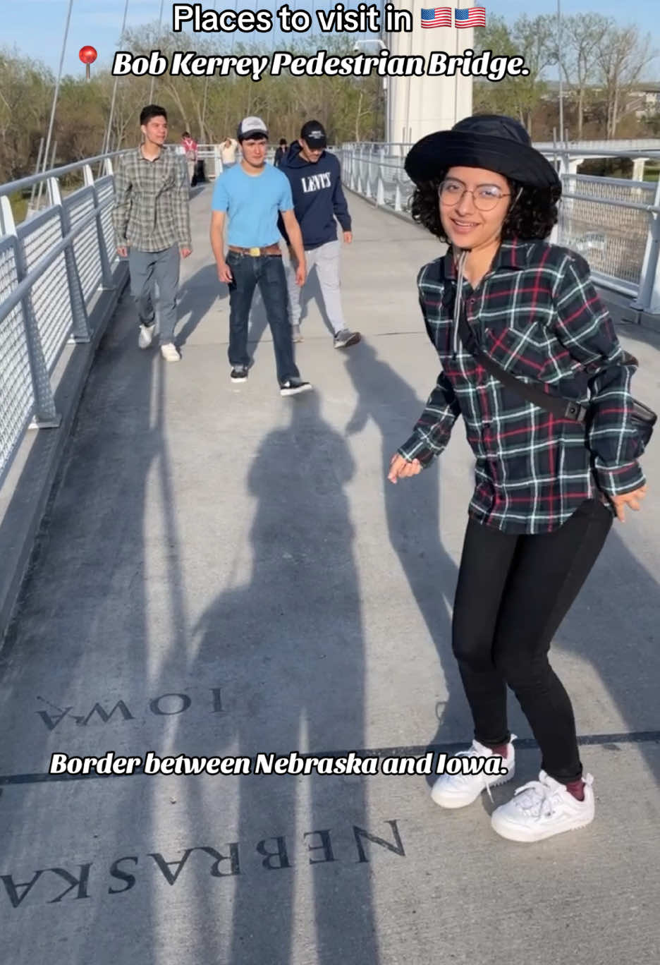 Bob Kerrey Pedestrian Bridge (Omaha/Council Bluffs)