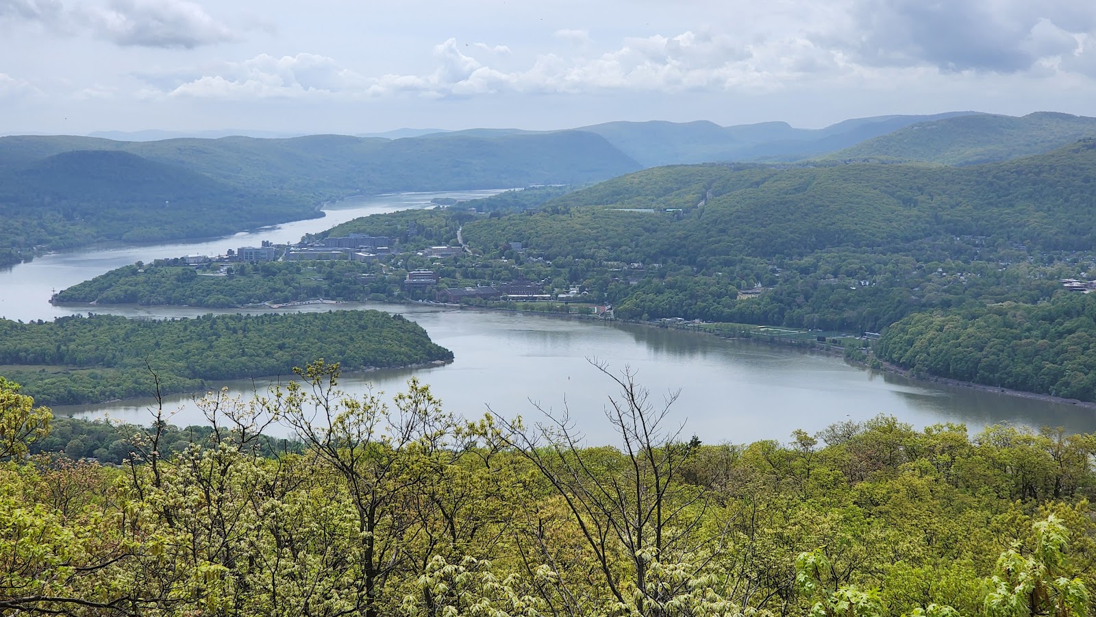 Breakneck Ridge