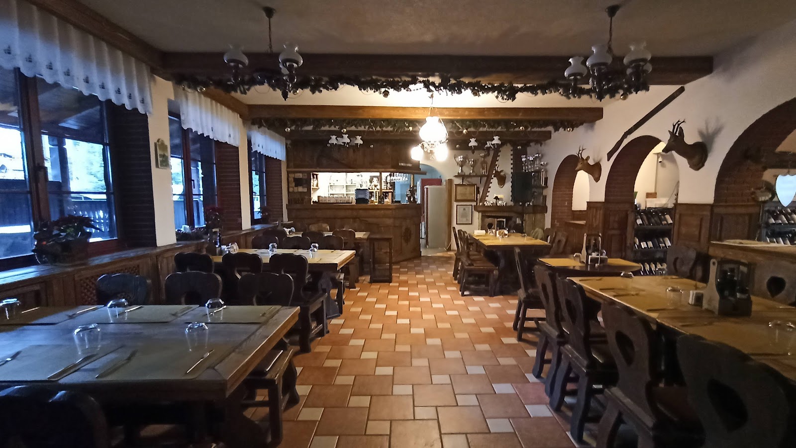 תמונה עבור Cabana Vanatorilor