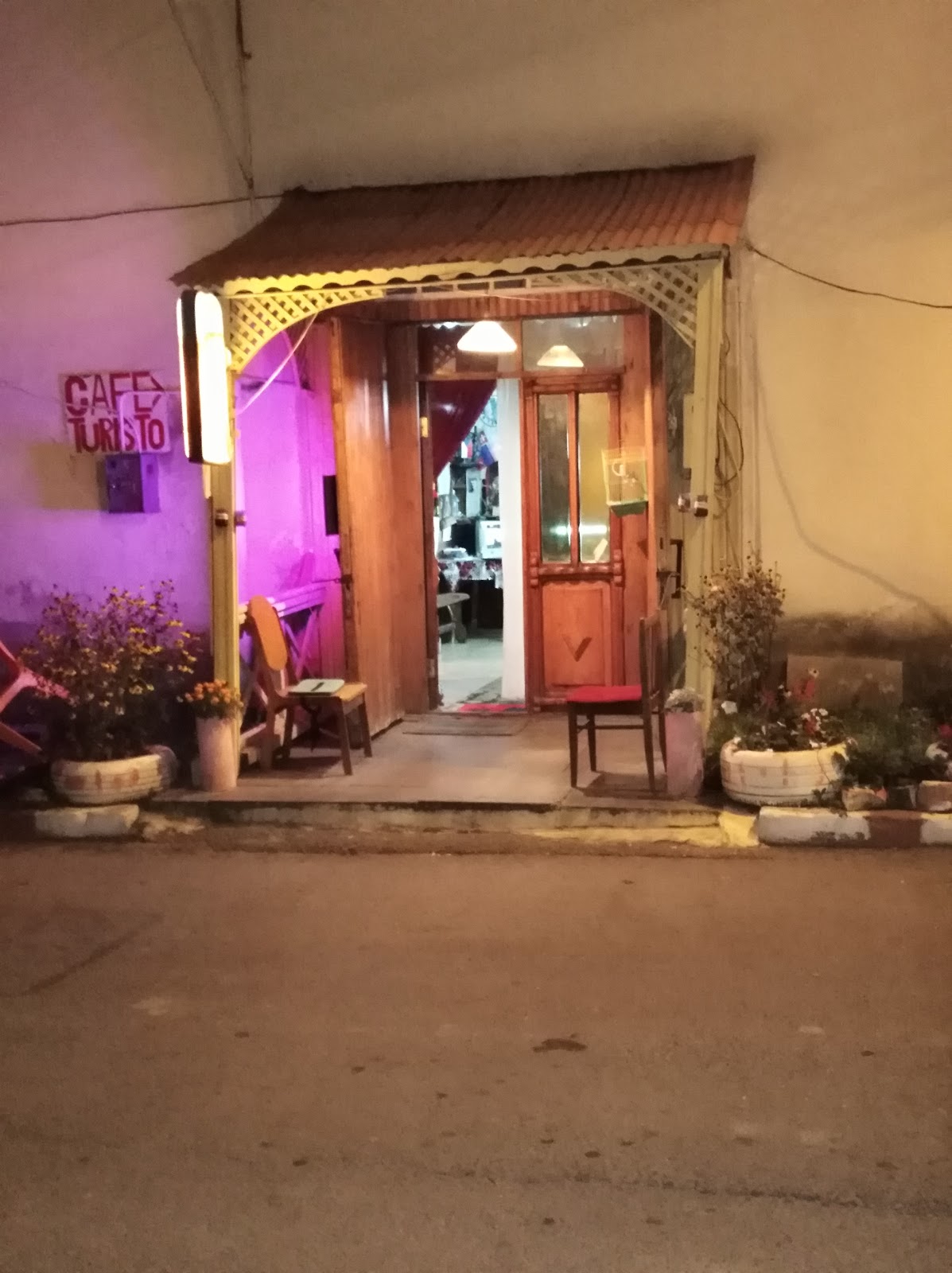 תמונה עבור Cafe Tourist