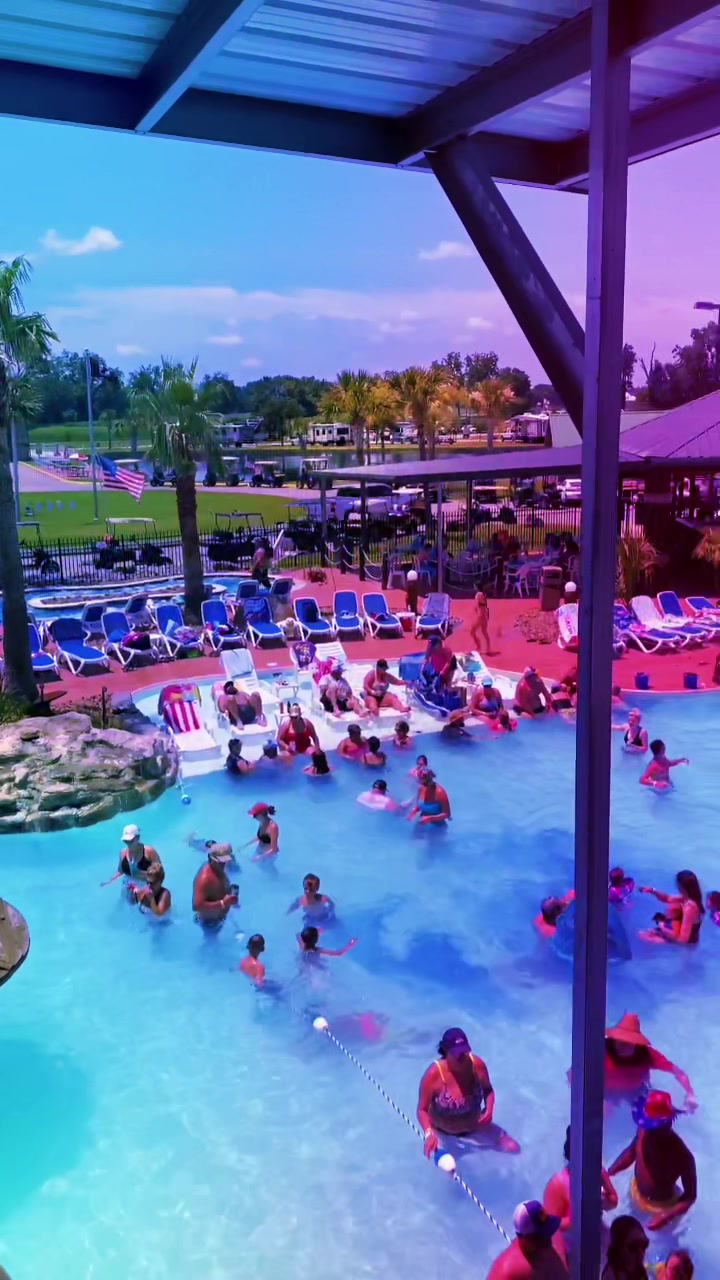 Cajun Palms RV Resort, Henderson