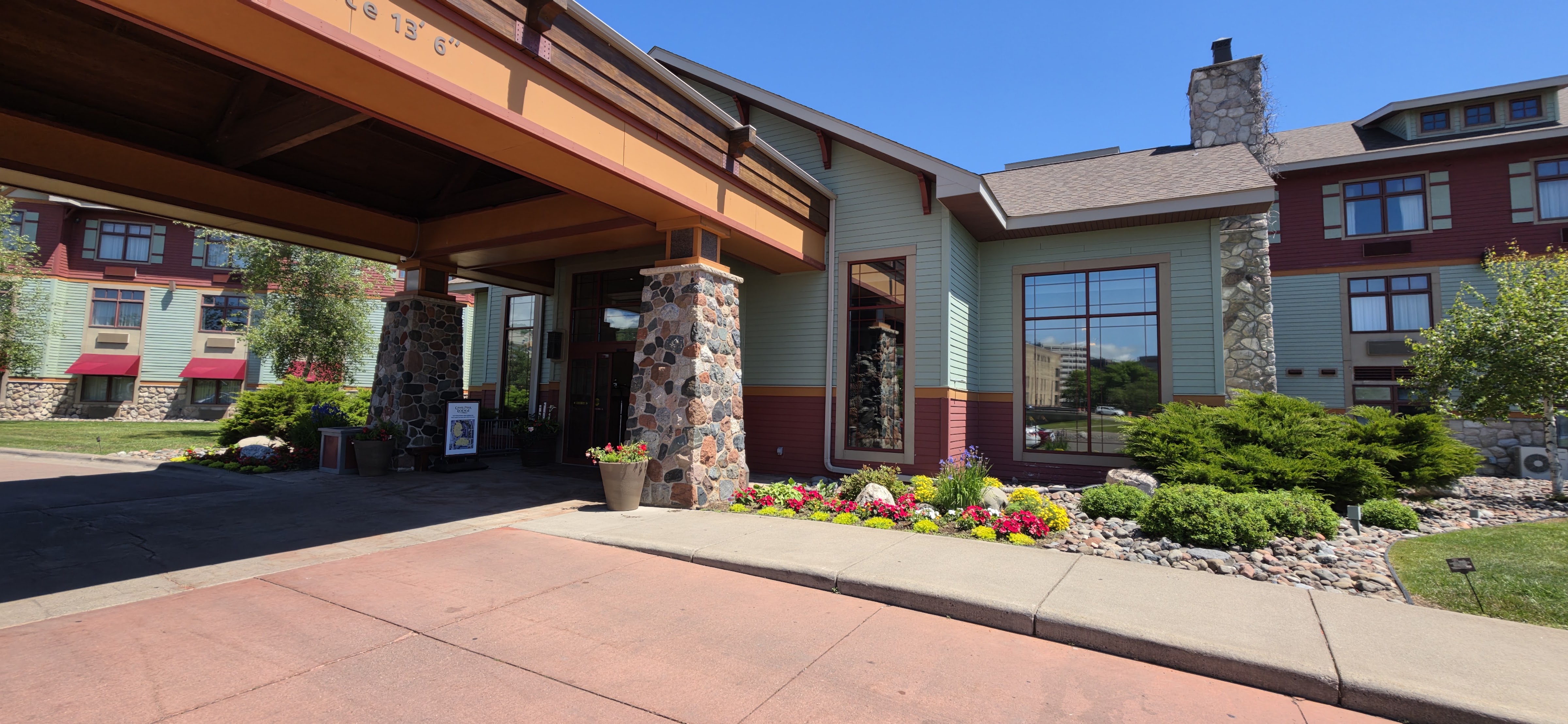 Picture for Canal Park Lodge
