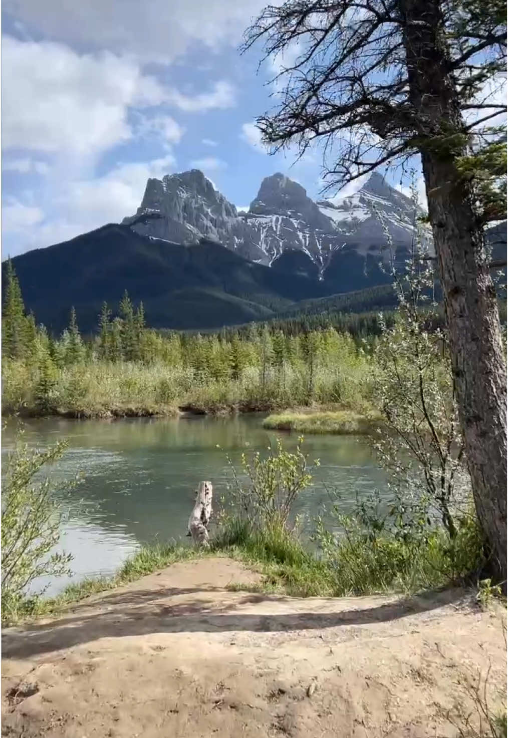 Canmore (Canmore Nordic Centre & Three Sisters)