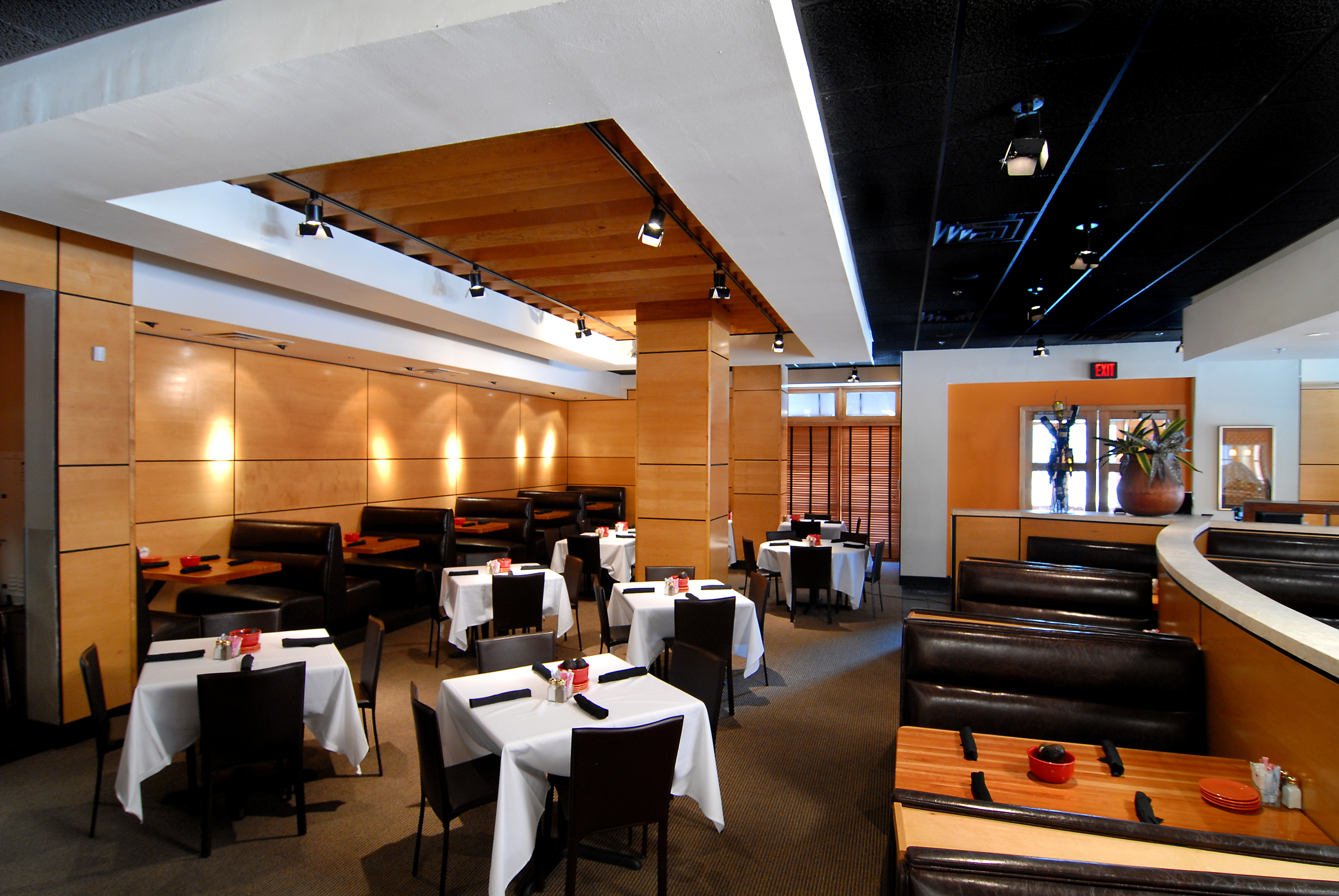 Picture for Branson Landing — Level 2 Restaurants (e.g., Cantina Laredo)