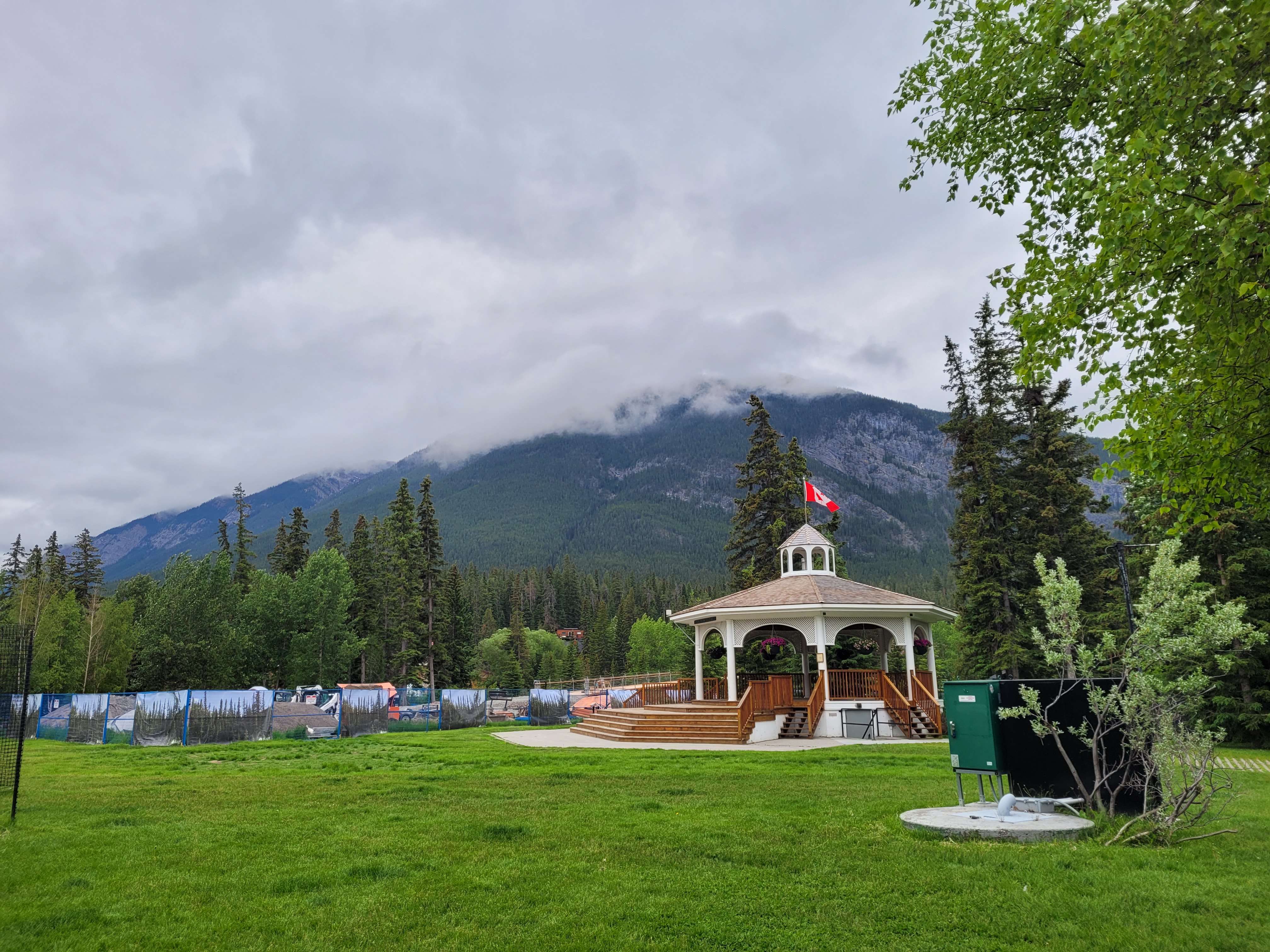 Banff Avenue & Central Park Area (Banff)