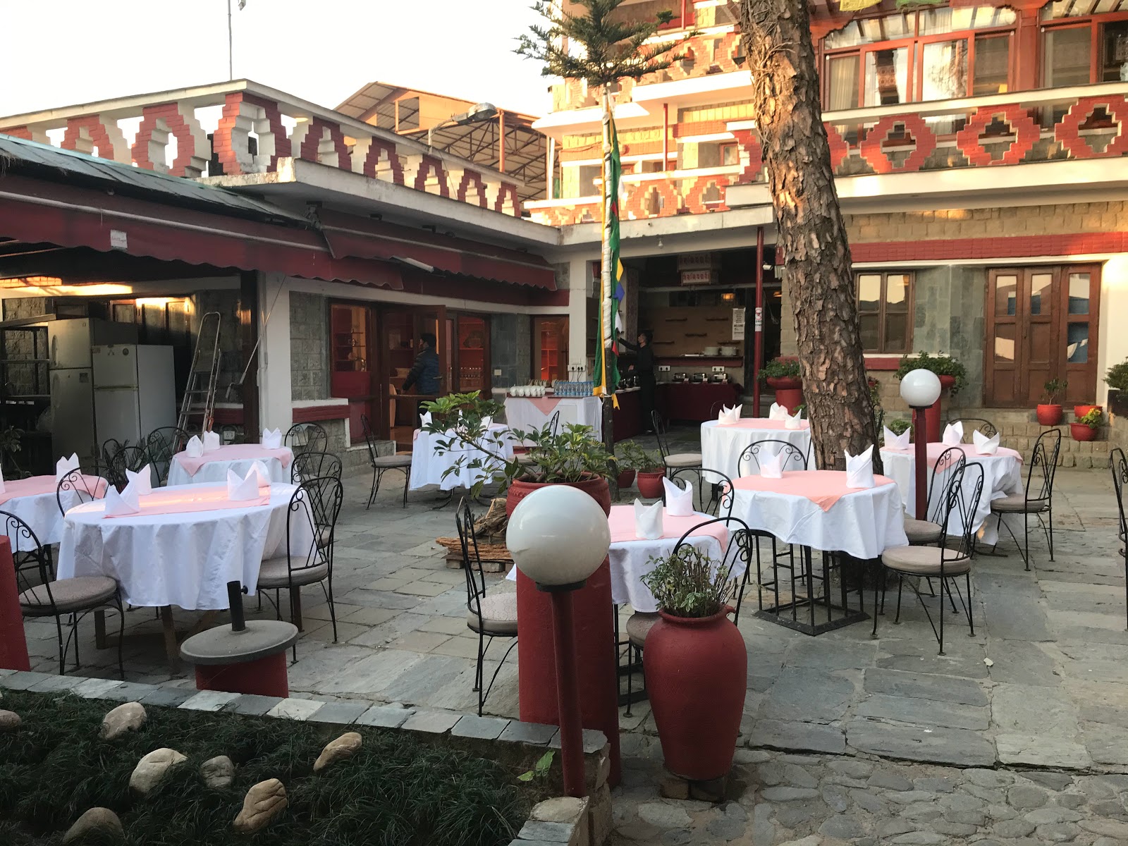 תמונה עבור Chonor House Dharamshala