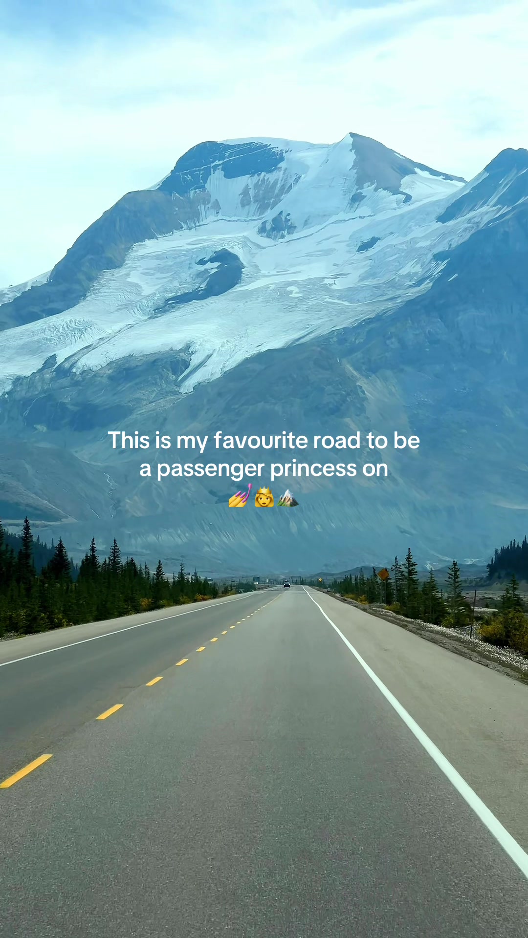 Columbia Icefield - Icefields Parkway Viewpoint