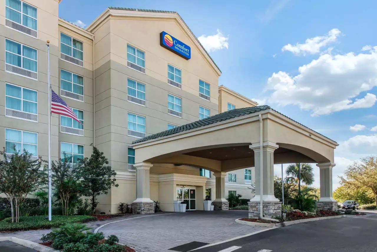 Comfort Inn & Suites