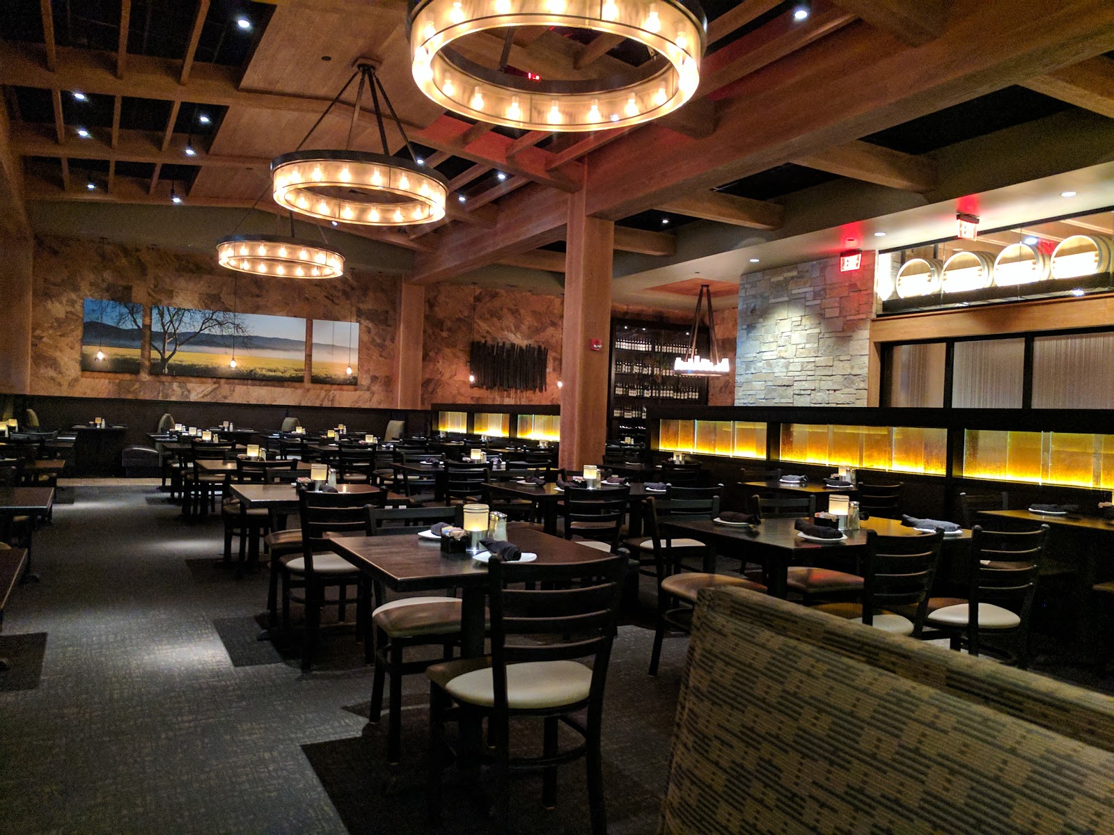 Picture for Cooper's Hawk Winery & Restaurant