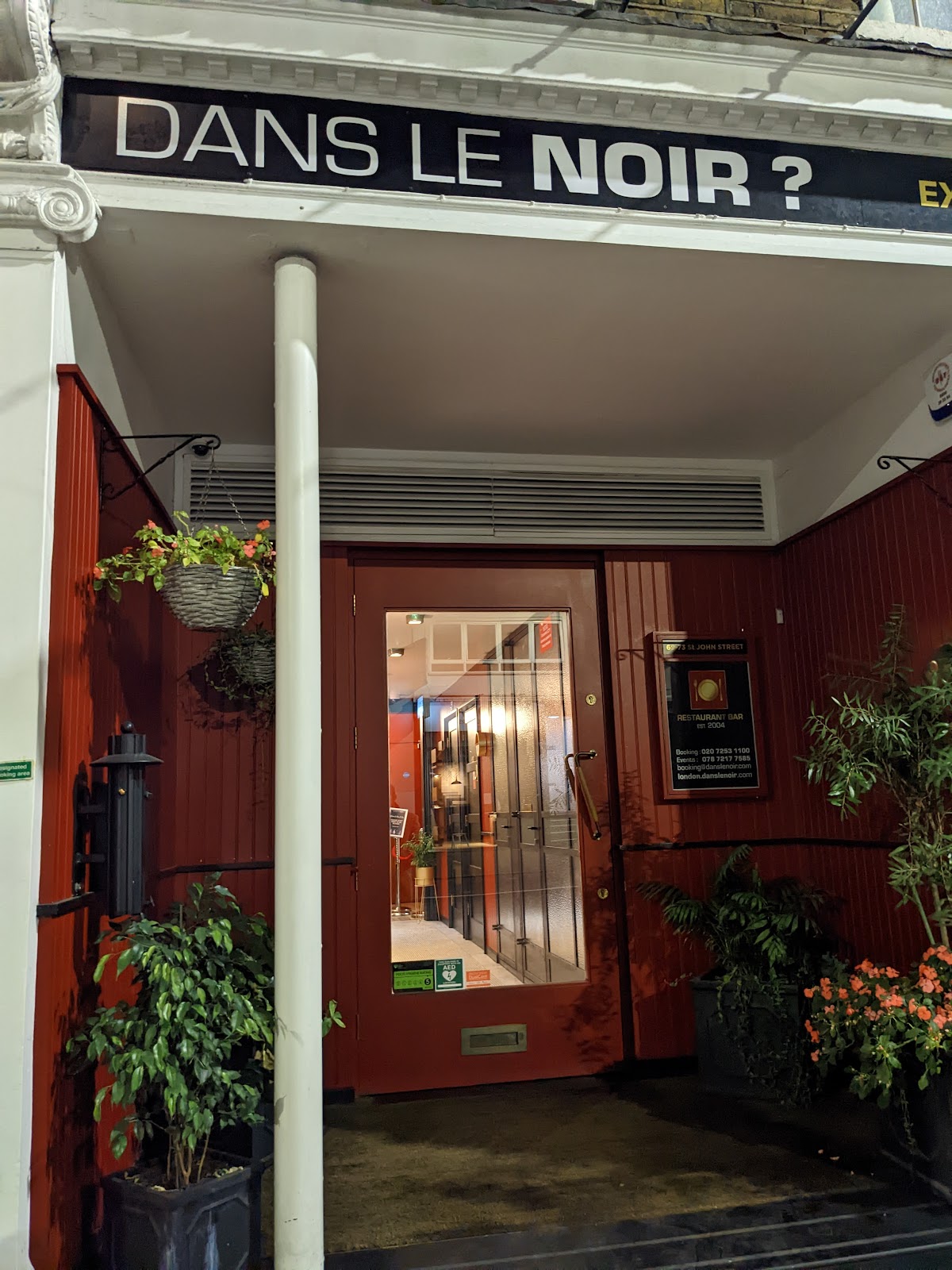 Picture for Dans Le Noir