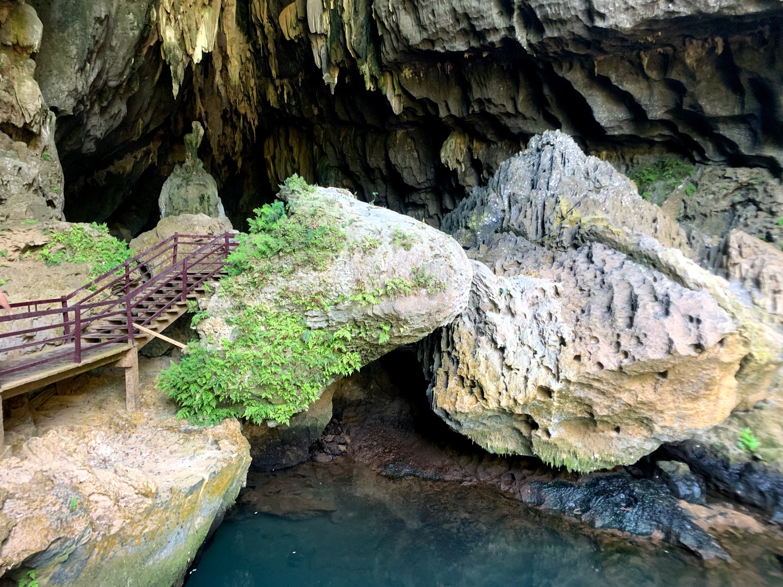 Dark & Bright Cave (Hang Toi & Hang Sang)