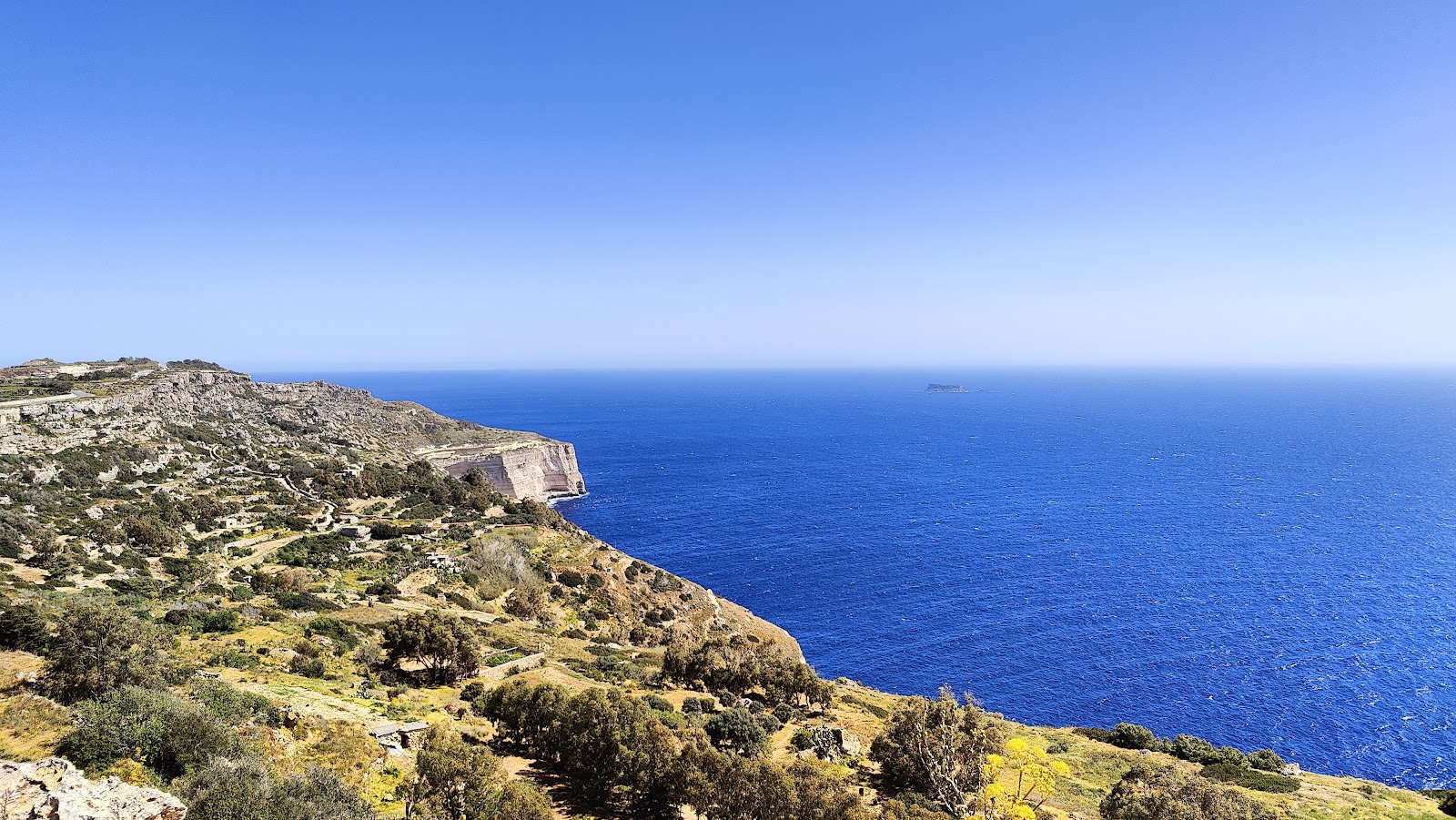 Dingli Cliffs