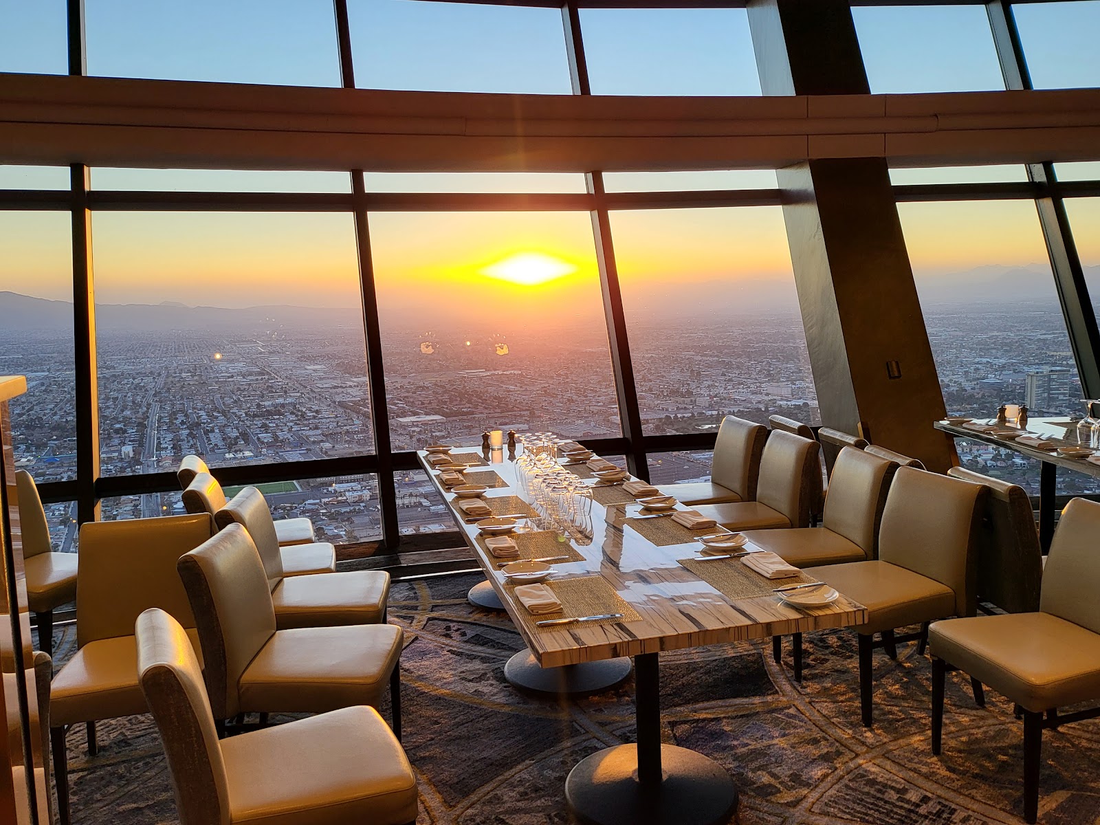 Picture for Dinner in the Sky