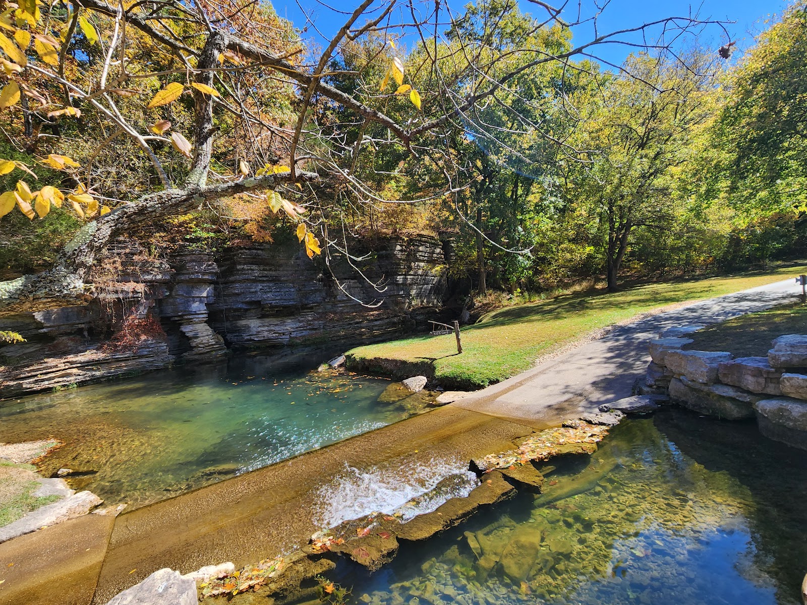 Dogwood Canyon Nature Park