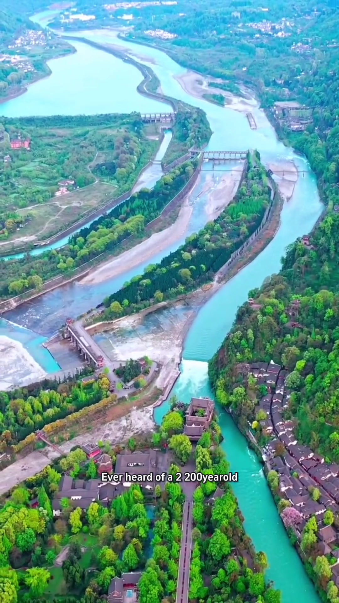 Dujiangyan Irrigation System (都江堰)
