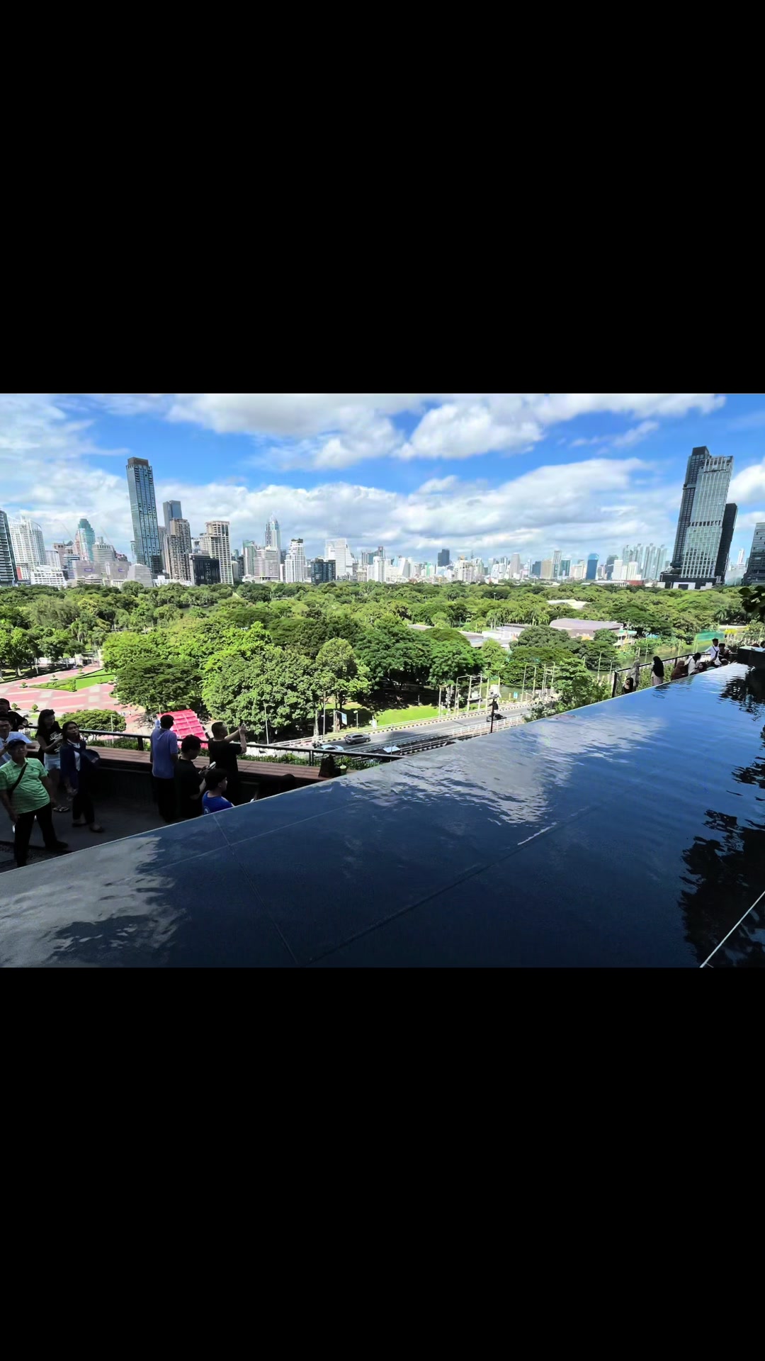 Dusit Arun / Dusit Central Park Sky Garden