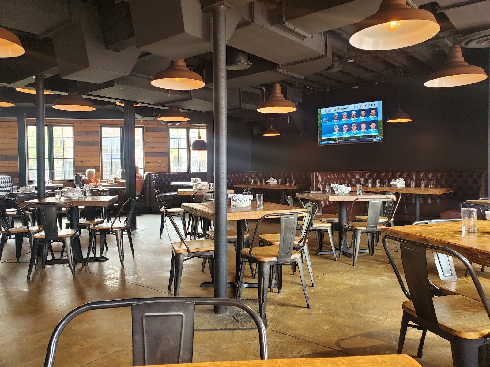 Picture for Empire Burgers & Brew