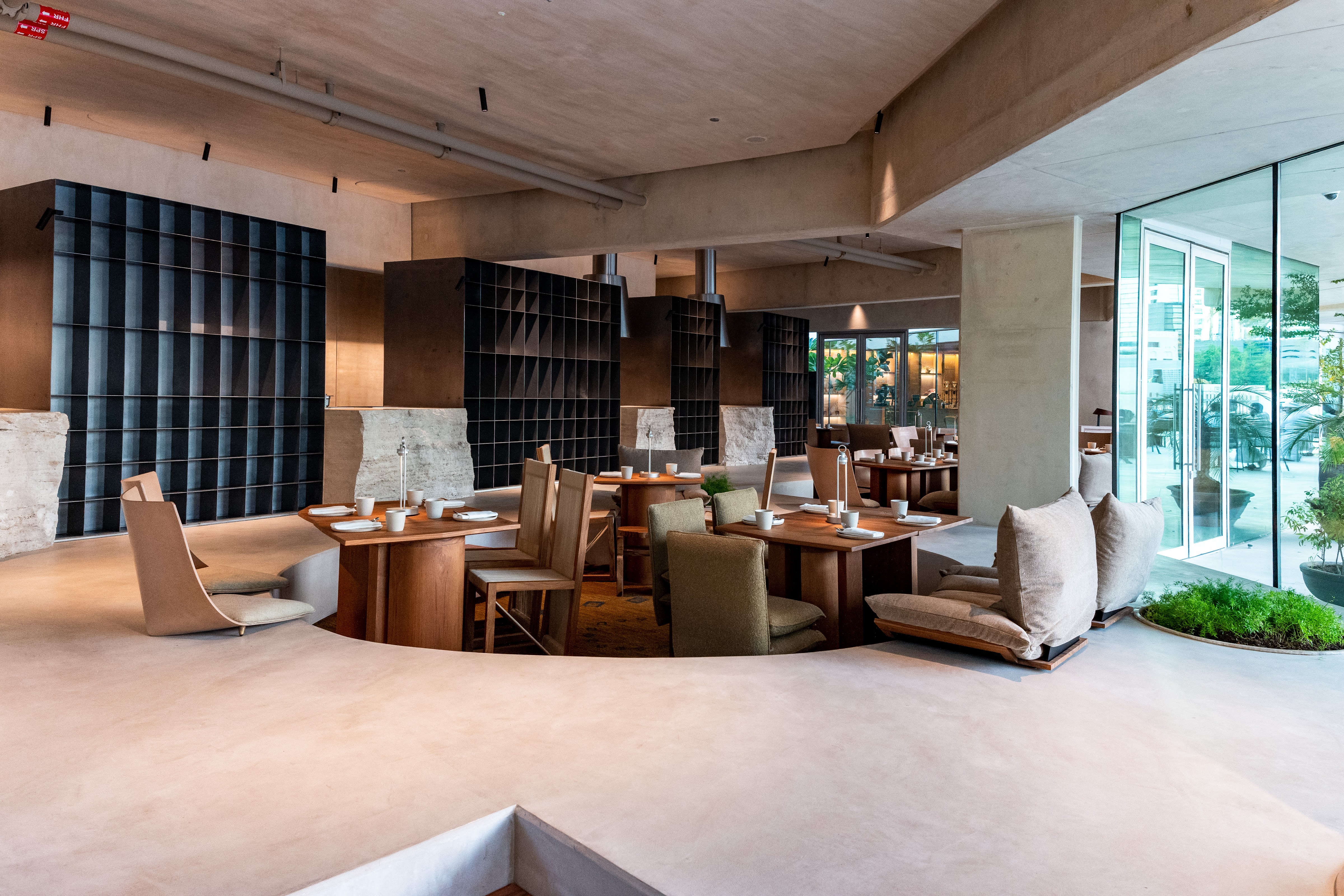 תמונה עבור Erth Restaurant