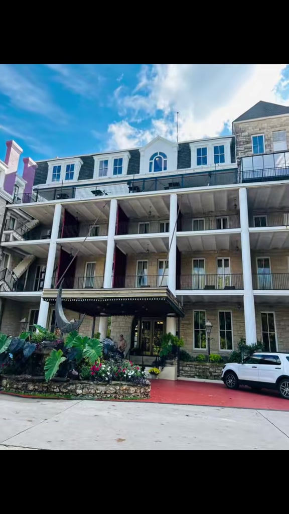 Eureka Springs, AR