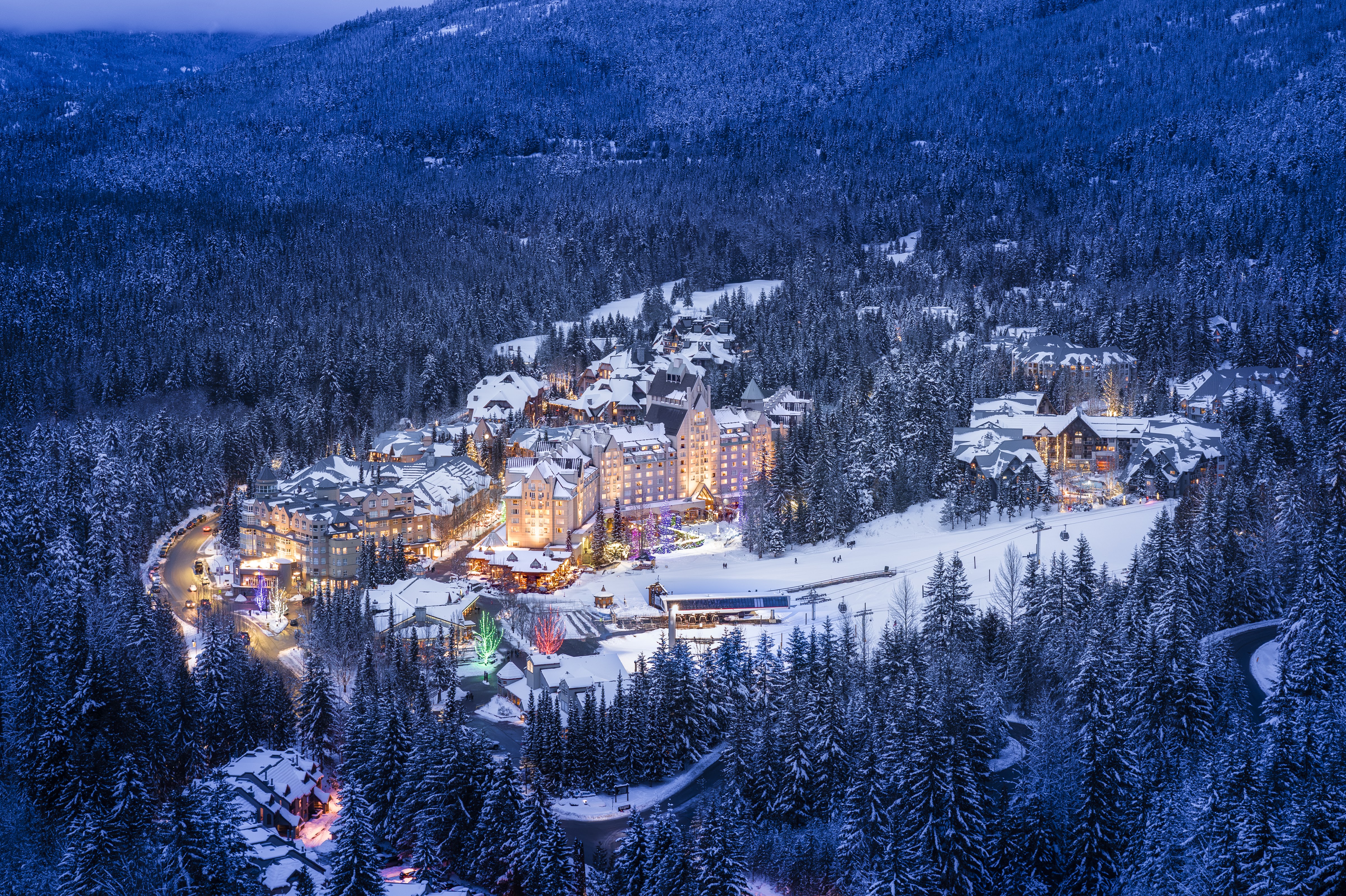 תמונה עבור Fairmont Chateau Whistler