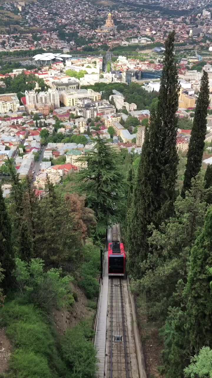 Фуникулер на гору Мтацминда