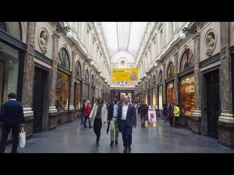 Галерея Сен-Юбер (Galeries Royales Saint-Hubert)