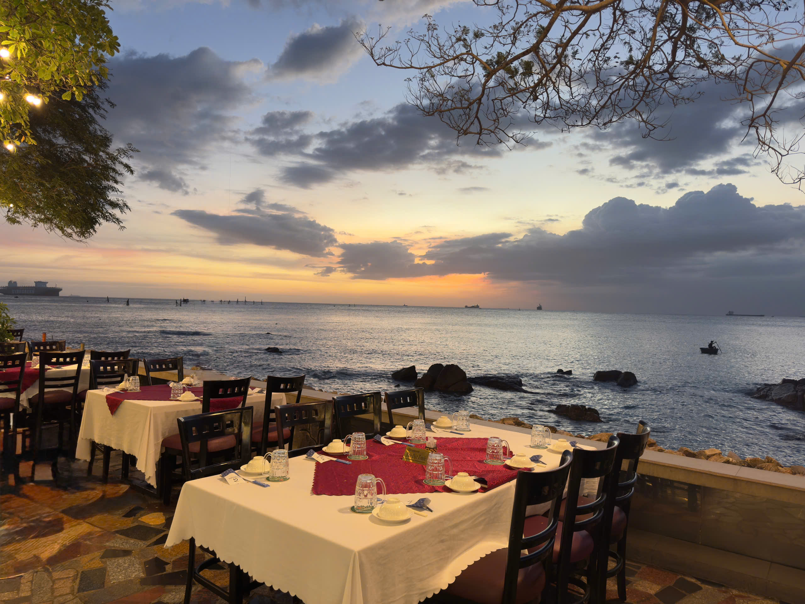 Изображение для Ganh Hao Seafood Restaurant