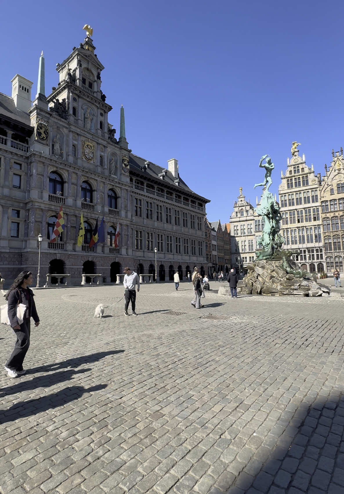 Гроте Маркт (Grote Markt)