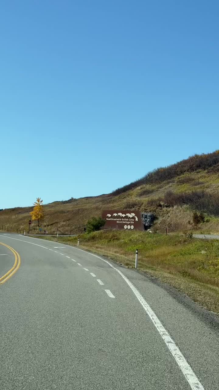 Head-Smashed-In Buffalo Jump (near Fort Macleod)