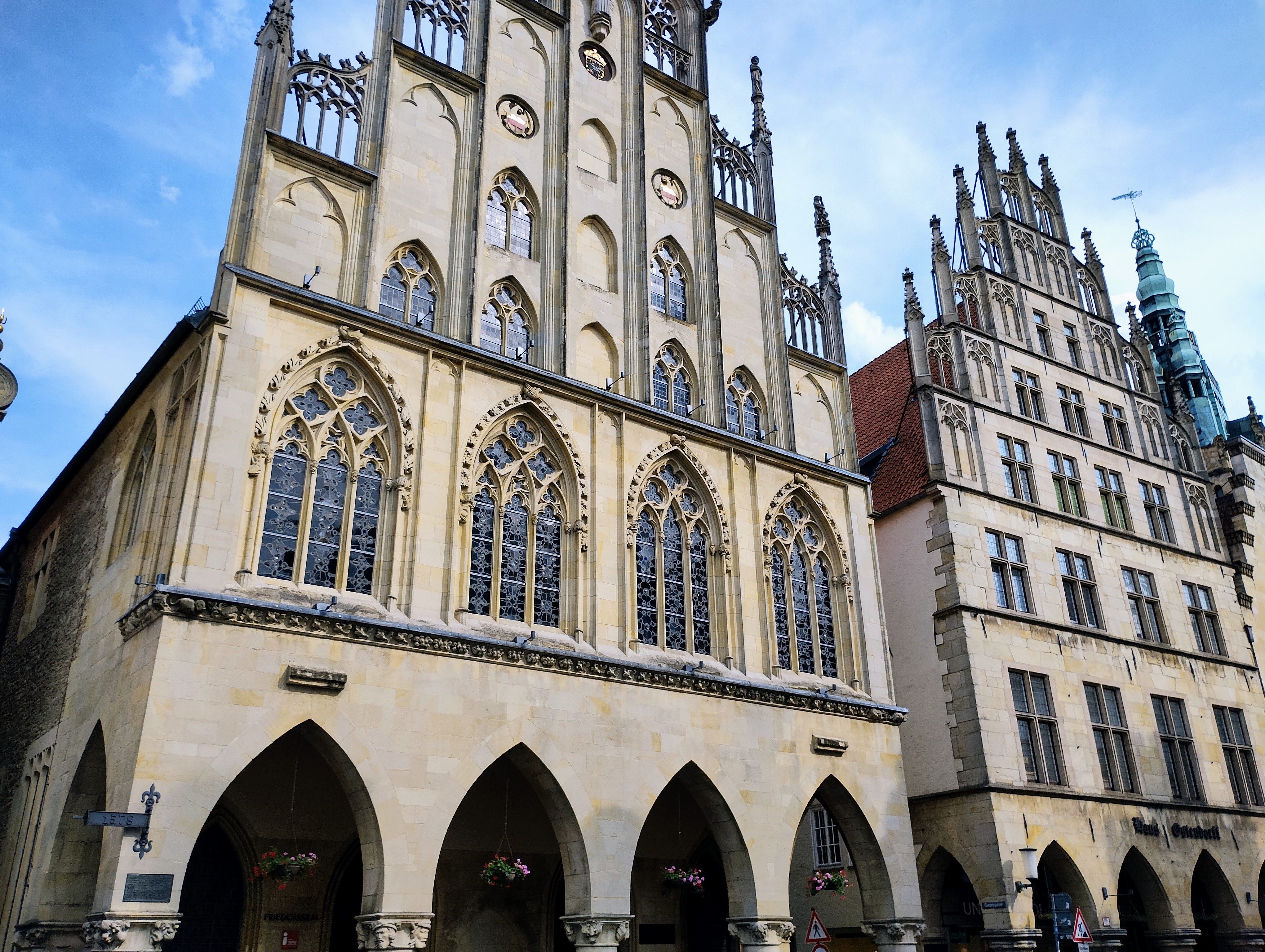 מונחיין (Münster) – העיר העתיקה והכנסיות