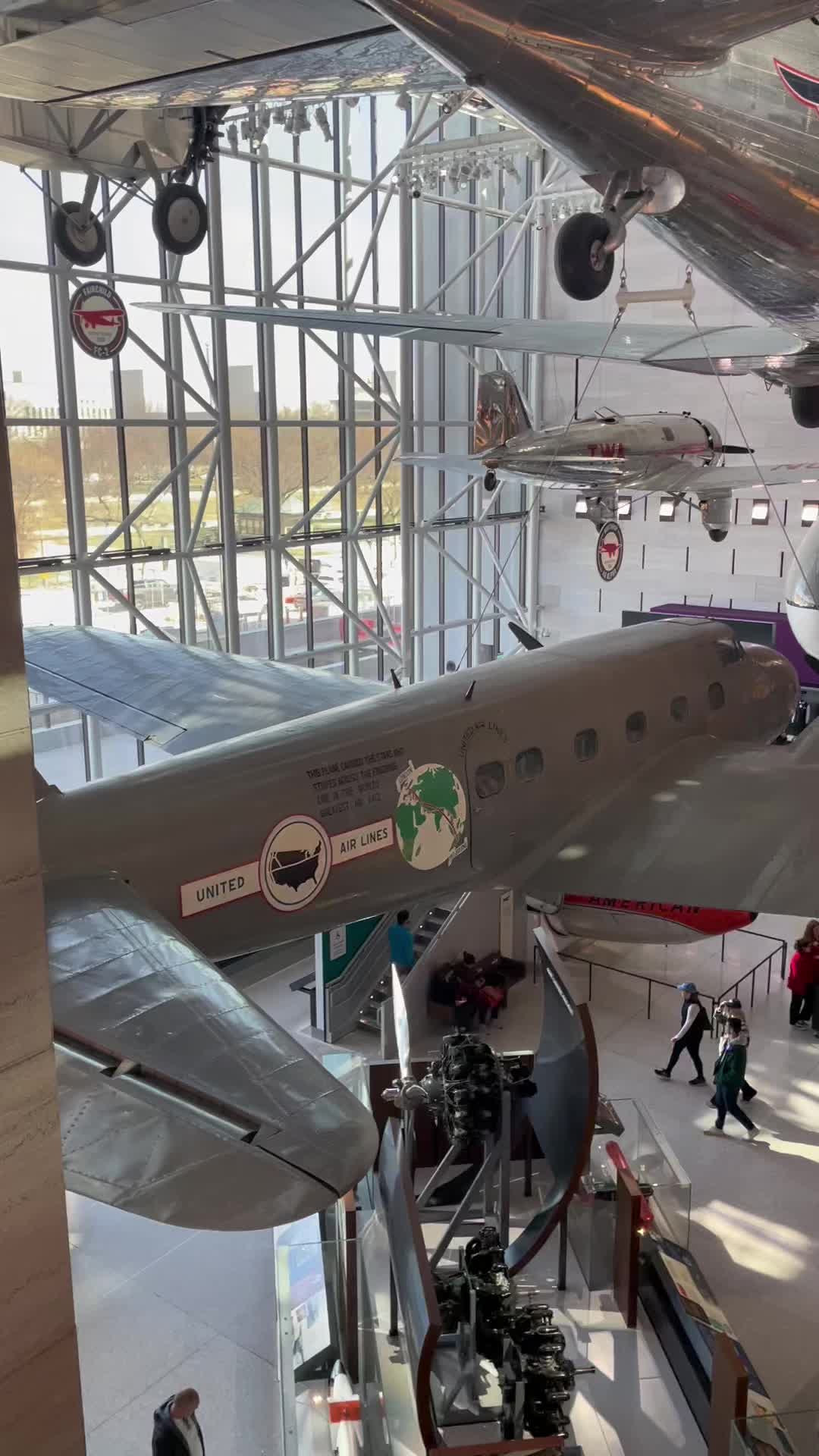 המוזיאון הלאומי לאוויר וחלל (National Air and Space Museum)